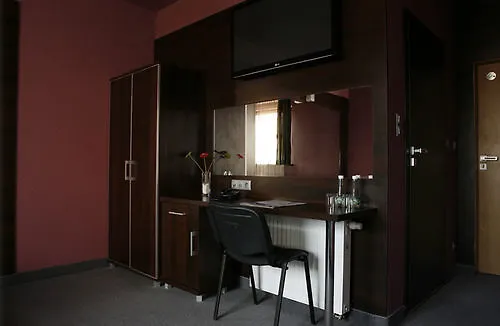 Hotel Sunny Poznan 3*,